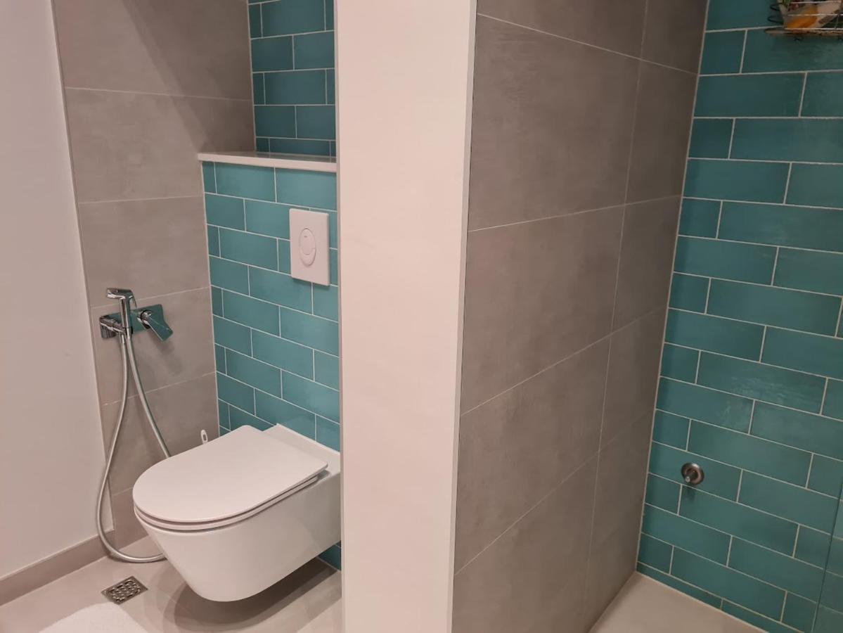 פודגורה Beachfront Comfort Apartments Sinajko מראה חיצוני תמונה