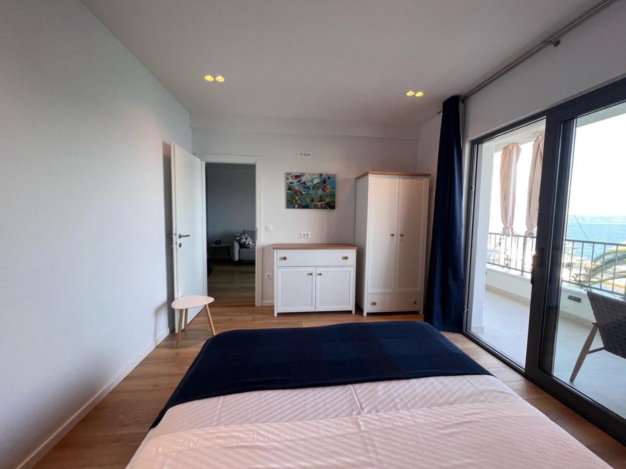 פודגורה Beachfront Comfort Apartments Sinajko מראה חיצוני תמונה
